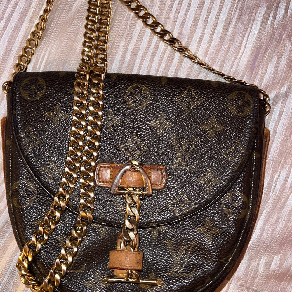 Authentic Louis Vuitton Chantilly PM (reworked) - Picture 3 of 12
